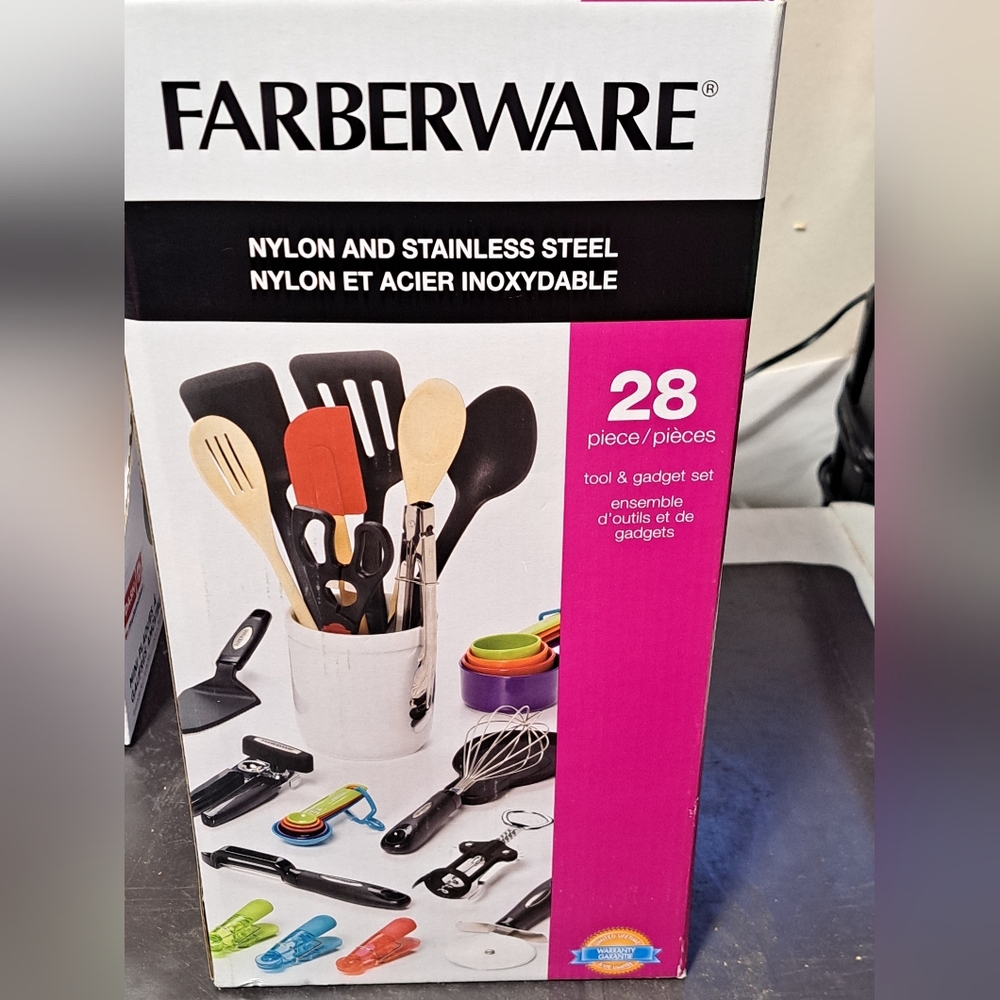 New Farberware 28pc Multicolor Nylon & Stainless Steel Kitchen Tool & Gadget Set